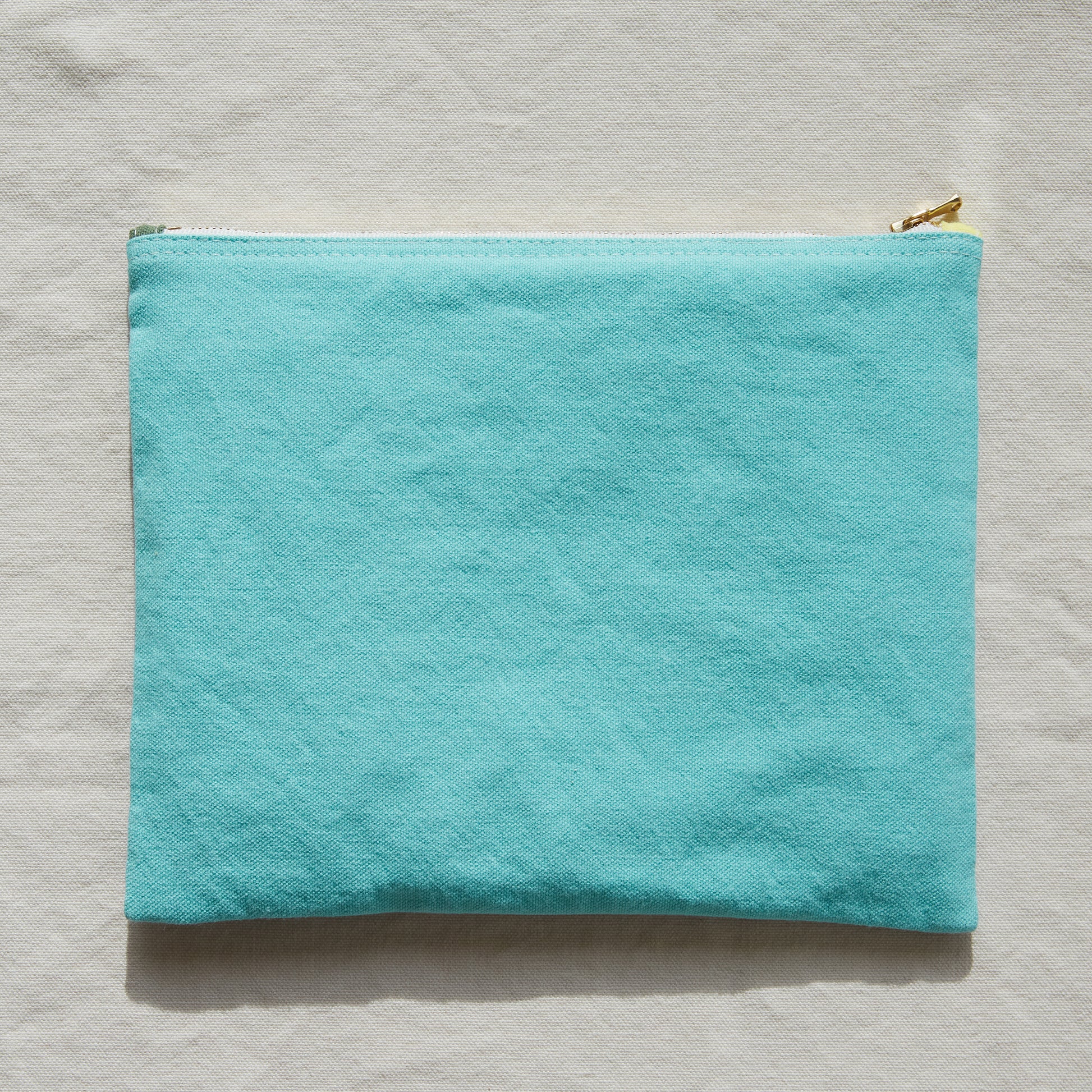 Re:Canvas Pouch Atlantic back view